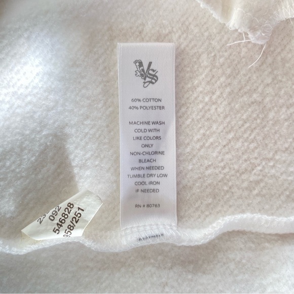 Victoria’s Secret (Plush & Lush) Fleece Bomber Mid Puffer Sleeve *Note on spot - Picture 13 of 16